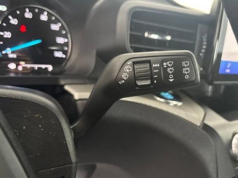 Used 2020 Ford Explorer XLT AWD/4WD image 9