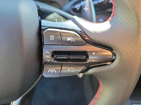 Certified 2025 Hyundai Elantra N Line image 19