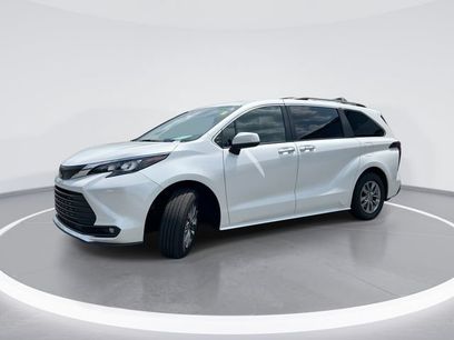 Used 2026 Toyota Sienna XLE