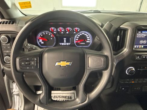 Used 2024 Chevrolet Silverado 1500 Custom AWD/4WD image 33