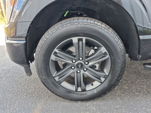 Used 2023 Ford F150 XLT w/ Equipment Group 302A High image 13