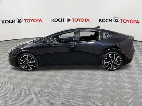 Used 2024 Toyota Prius Prime FWD image 4