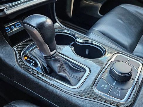 Used 2019 Jeep Grand Cherokee Limited w/ Trailer Tow Group IV image 12