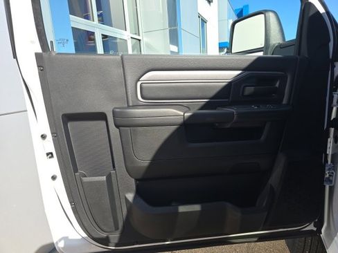 New 2026 RAM 3500 Tradesman w/ Chrome Appearance Group image 7