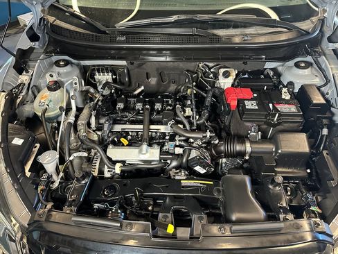 Used 2024 Nissan Kicks SR w/ SR Premium Package FWD image 22