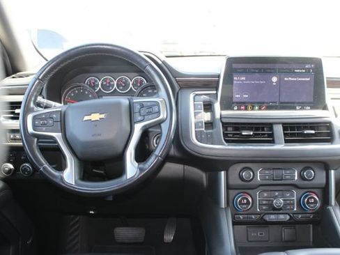 Used 2021 Chevrolet Suburban LT AWD/4WD image 13
