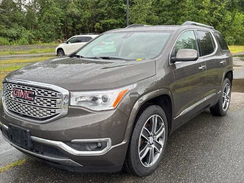 Used 2019 GMC Acadia Denali w/ Technology Package AWD/4WD image 1