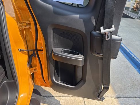 Used 2022 Ford Ranger Lariat w/ Equipment Group 501A High image 11