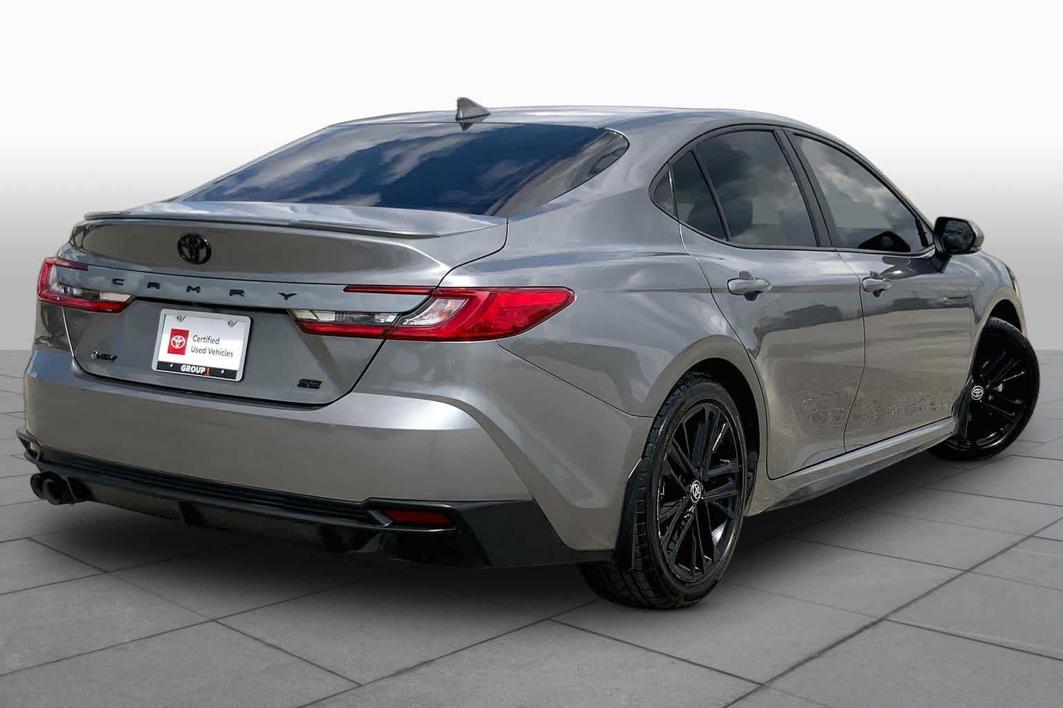 Certified 2025 Toyota Camry SE FWD image 13