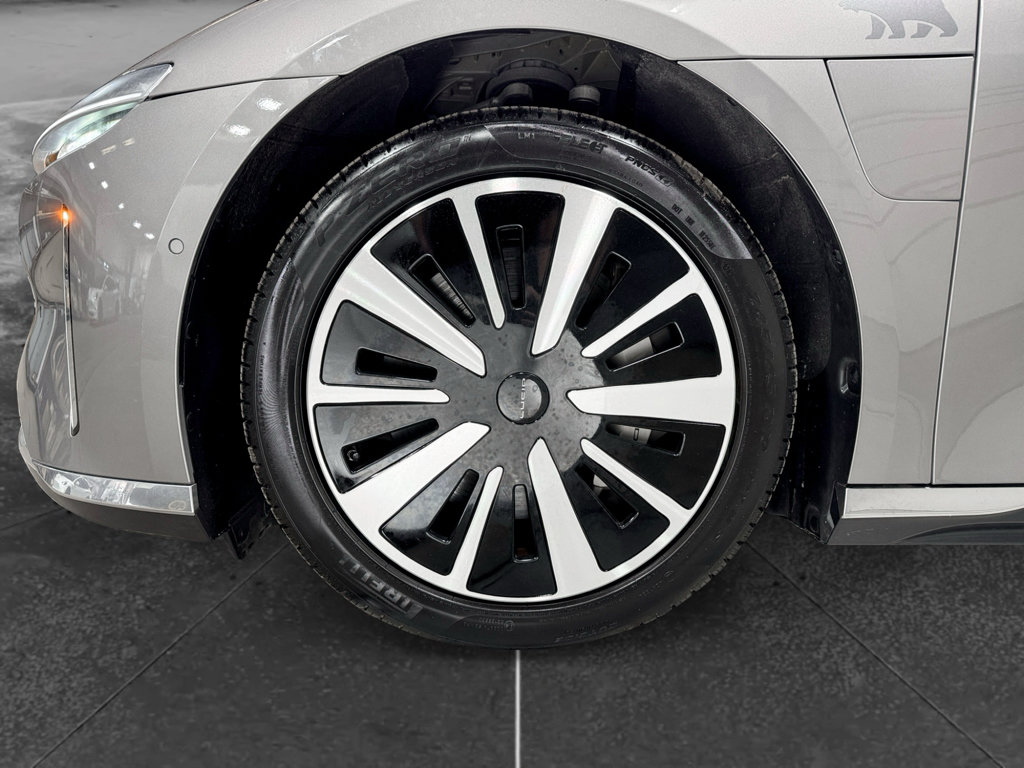 Used 2023 Lucid Air Touring AWD/4WD image 31