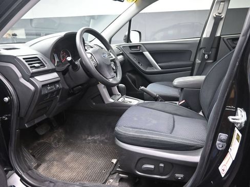 Used 2015 Subaru Forester 2.5i Premium w/ All-Weather Package AWD/4WD image 17