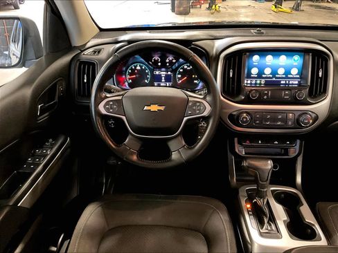 Used 2021 Chevrolet Colorado LT w/ LT Convenience Package image 17