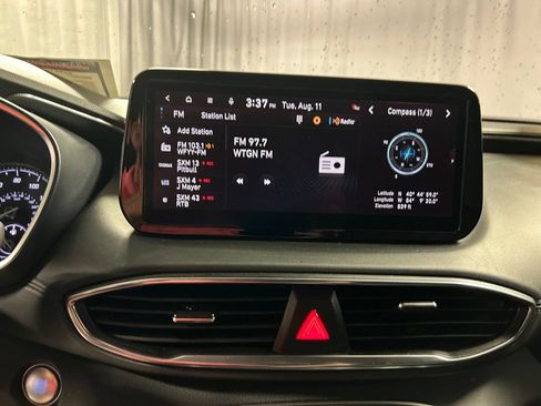 Used 2023 Hyundai Santa Fe XRT FWD image 15
