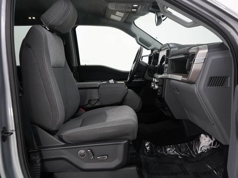 Used 2021 Ford F150 XLT w/ Equipment Group 302A High image 9