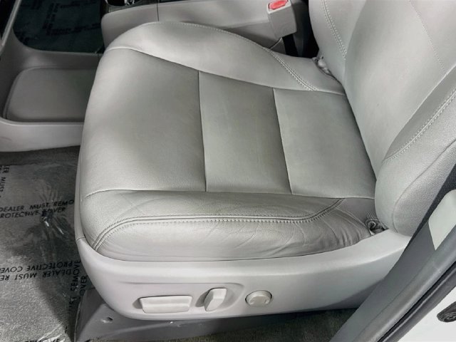 Certified 2017 Toyota Sienna XLE FWD image 20