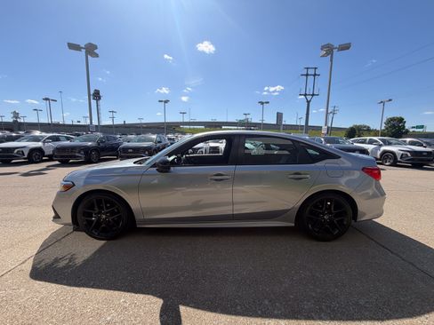 Used 2023 Honda Civic Sport image 11