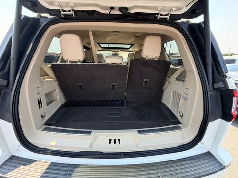Used 2020 Lincoln Navigator Reserve w/ Luxury Package AWD/4WD image 32