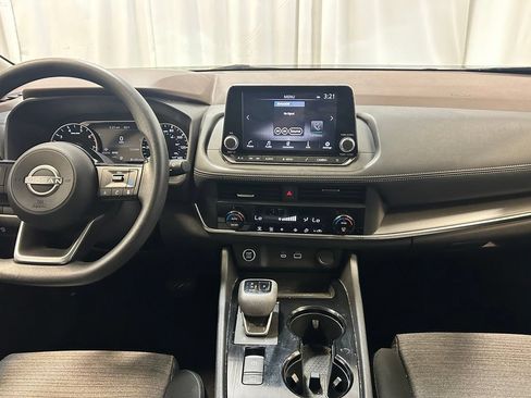 Used 2023 Nissan Rogue SV AWD/4WD image 12