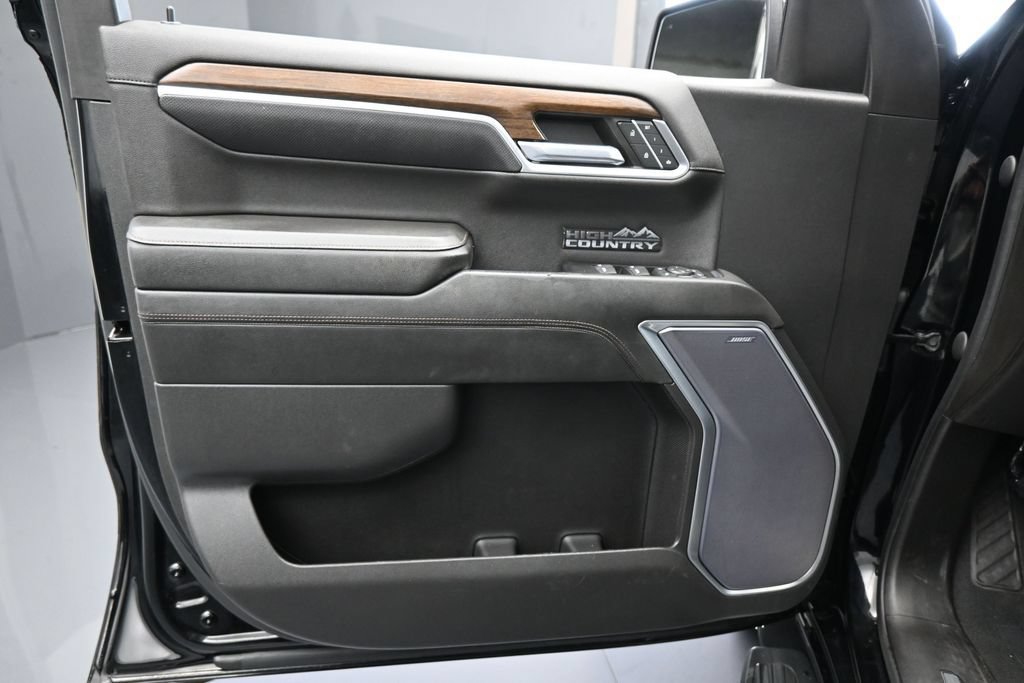 Used 2022 Chevrolet Silverado 1500 High Country RWD image 13