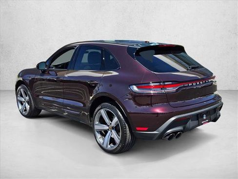 Used 2024 Porsche Macan AWD/4WD image 8