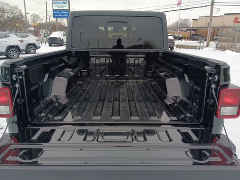 New 2026 Jeep Gladiator Sport image 15