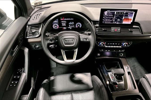 Used 2025 Audi Q5 2.0T Premium Plus w/ Premium Plus Package AWD/4WD image 4