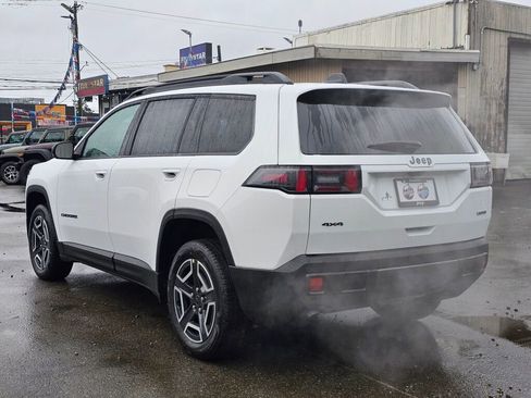 New 2026 Jeep Cherokee Laredo image 6