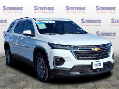 Used 2023 Chevrolet Traverse LT