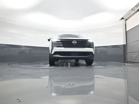 New 2026 Nissan Kicks S image 16