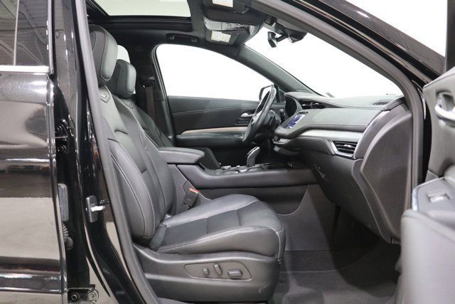 Used 2023 Cadillac XT4 Premium Luxury w/ Driver Assist Package AWD/4WD image 35