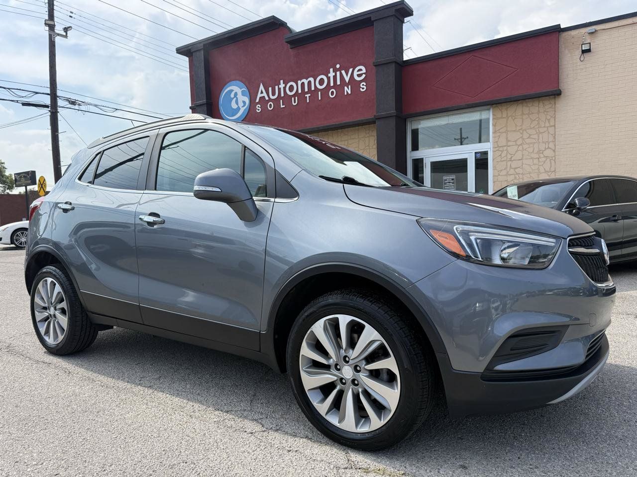 Used 2019 Buick Encore Preferred AWD/4WD image 1