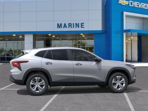 New 2026 Chevrolet Trax LS FWD image 5