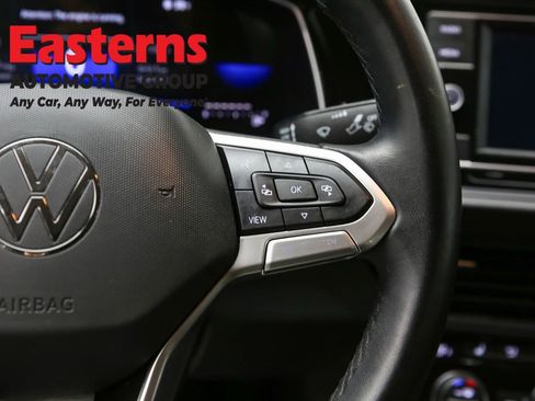 Used 2024 Volkswagen Jetta SE image 16