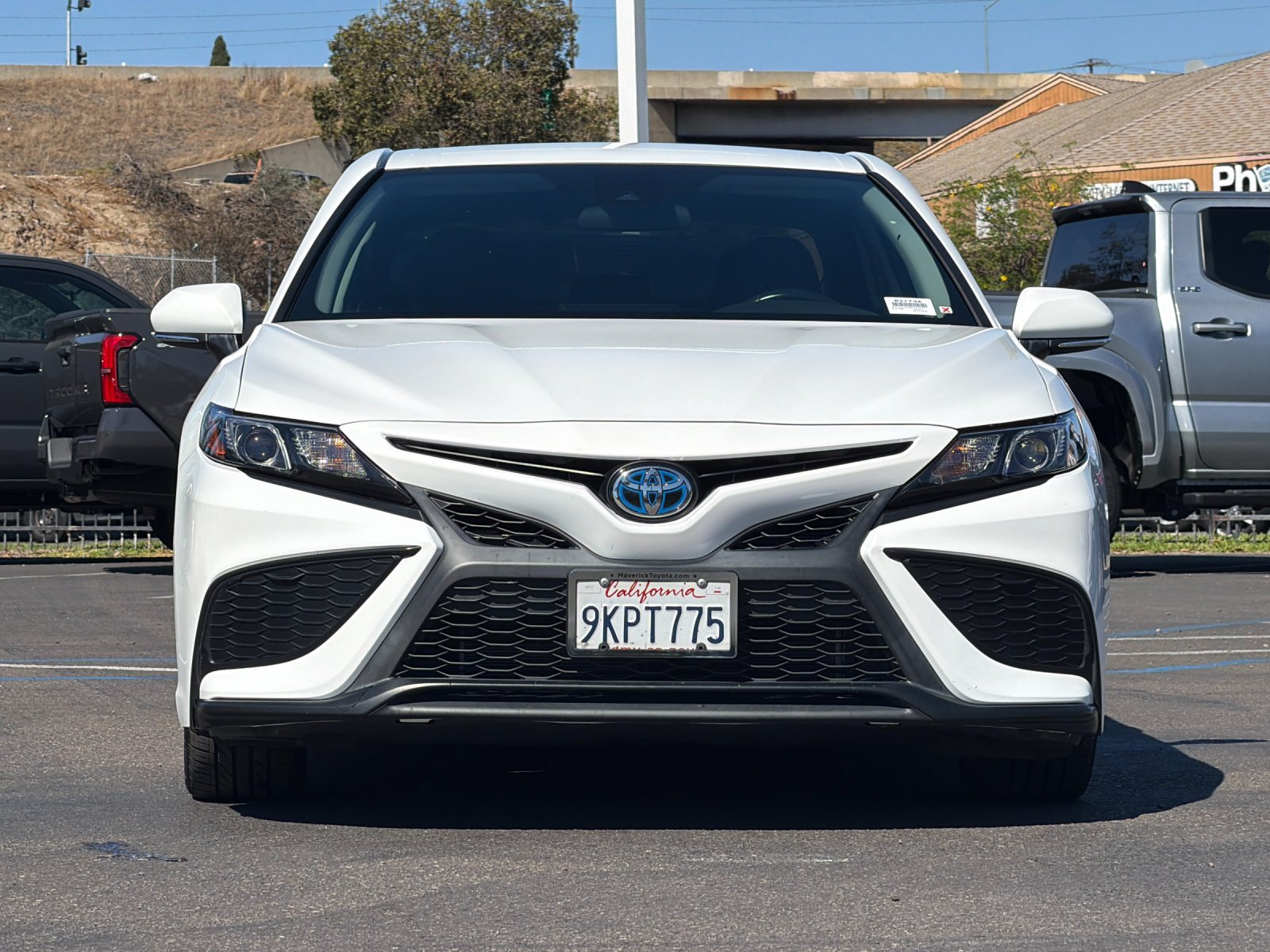 Used 2024 Toyota Camry SE FWD image 7