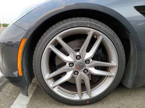 Used 2014 Chevrolet Corvette Stingray Coupe RWD image 8