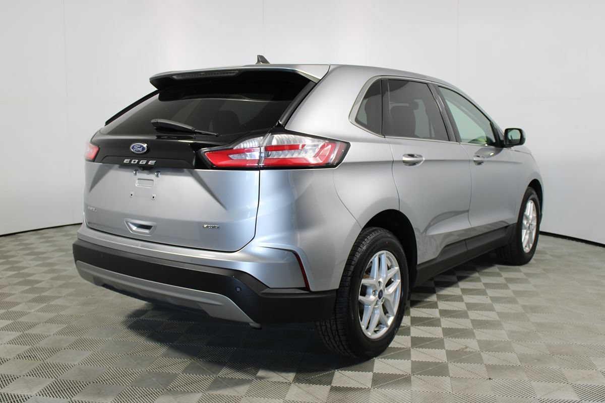 Used 2022 Ford Edge SEL AWD/4WD image 6