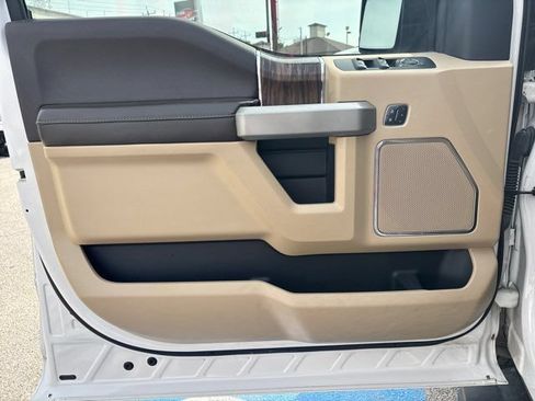 Used 2018 Ford F150 Lariat RWD image 14