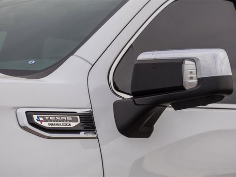 Used 2022 GMC Sierra 1500 SLT image 3