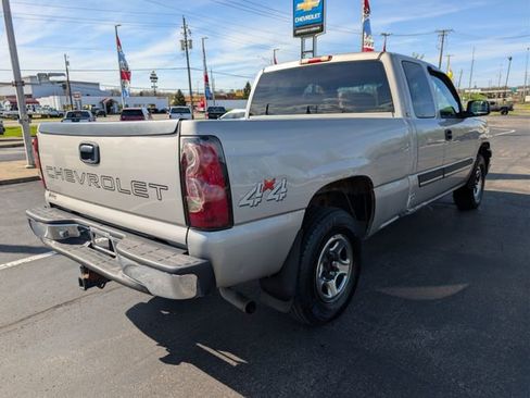 Used 2004 Chevrolet Silverado 1500 4x4 Extended Cab w/ Light Duty Power Package image 5