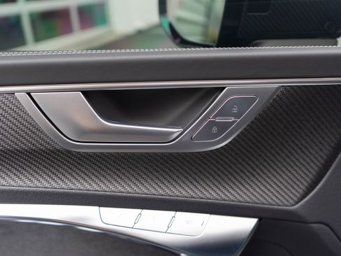 Used 2025 Audi RS 7 Performance image 12