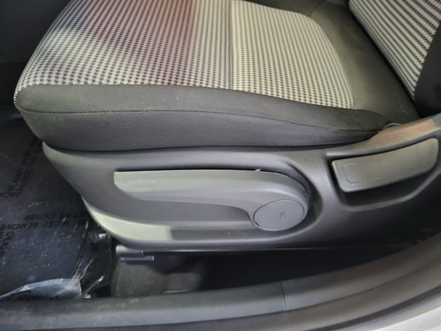 Certified 2021 Hyundai Kona SEL FWD image 11
