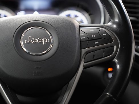 Used 2020 Jeep Cherokee Limited image 20