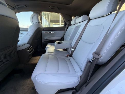 New 2026 Genesis GV70 2.5T Advanced image 25