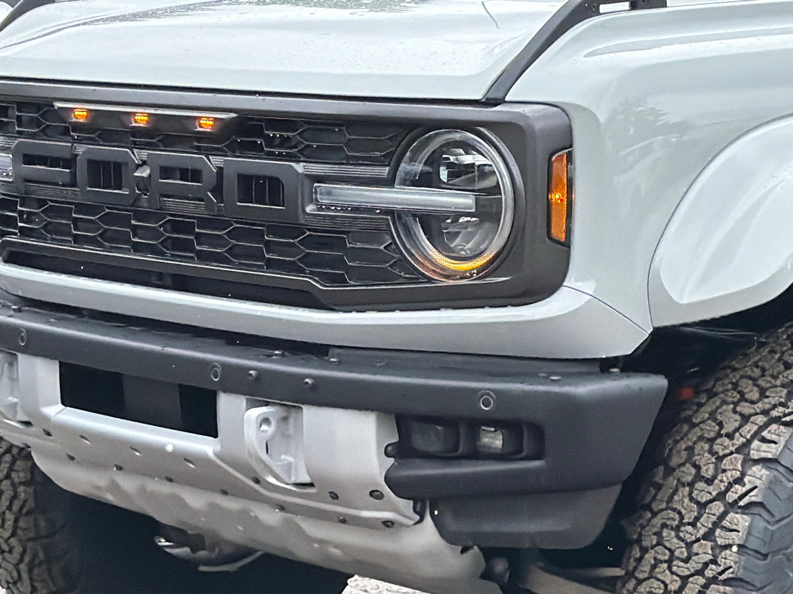 New 2026 Ford Bronco Raptor AWD/4WD image 2