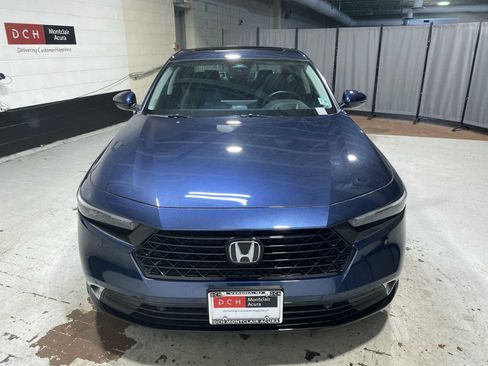 Used 2025 Honda Accord Touring image 6