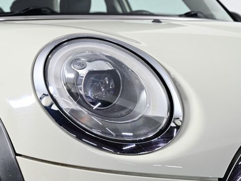 Used 2015 MINI Cooper 4-Door Hardtop FWD image 10
