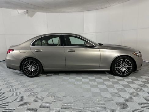 Used 2022 Mercedes-Benz C 300 Sedan image 9
