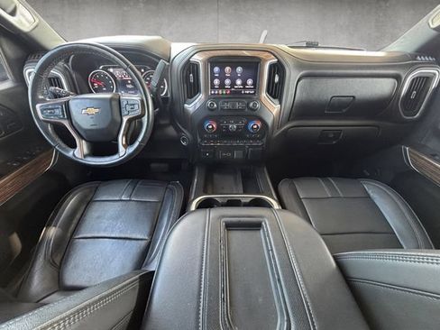 Used 2020 Chevrolet Silverado 1500 High Country w/ Technology Package AWD/4WD image 25
