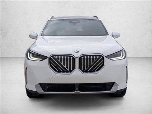 Used 2025 BMW X3 xDrive30i w/ Convenience Package image 2