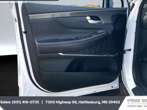Used 2023 Hyundai Santa Fe SEL w/ Premium Package FWD image 17